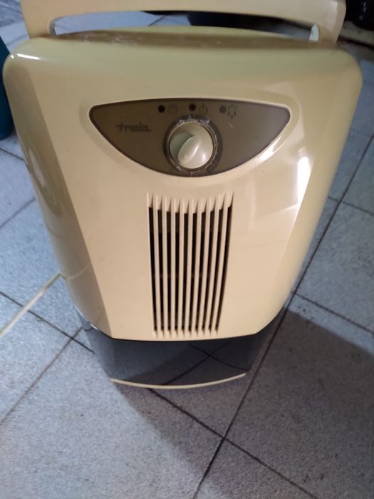 Desumidificador usado em bom estado