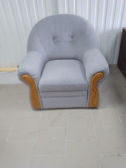 Перетяжка мягкой мебели.