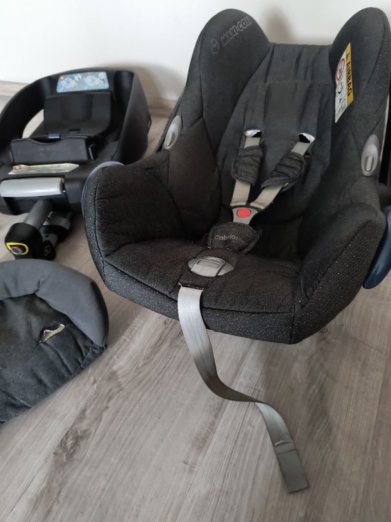 Fotelik maxi Cosi cabriofix z bazą ISOFIX