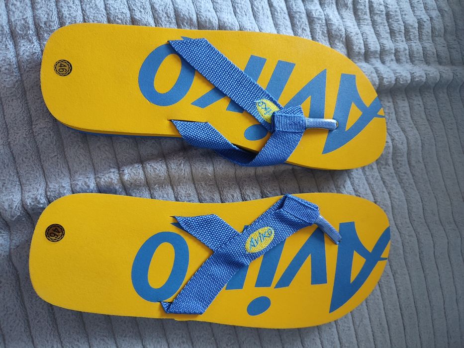 Nowe klapki (japonki) AVIKO