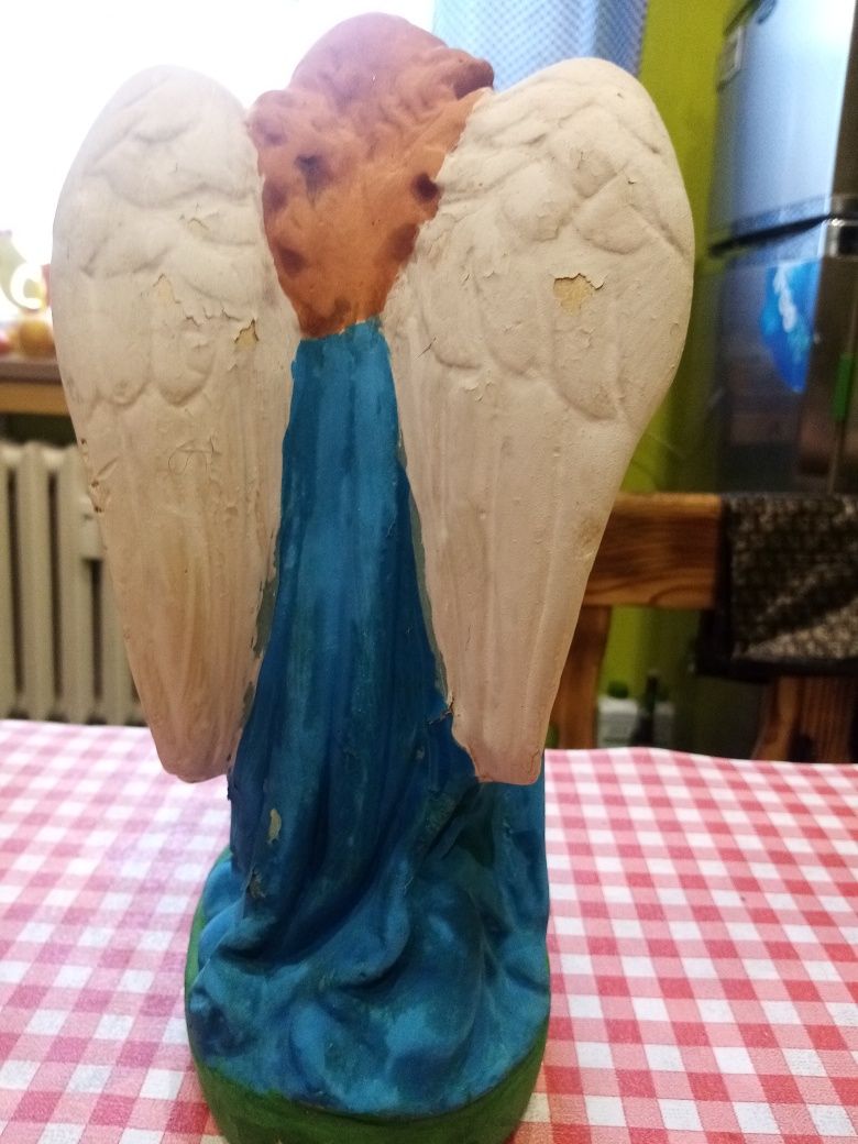 Oryginalna figurka aniołka
