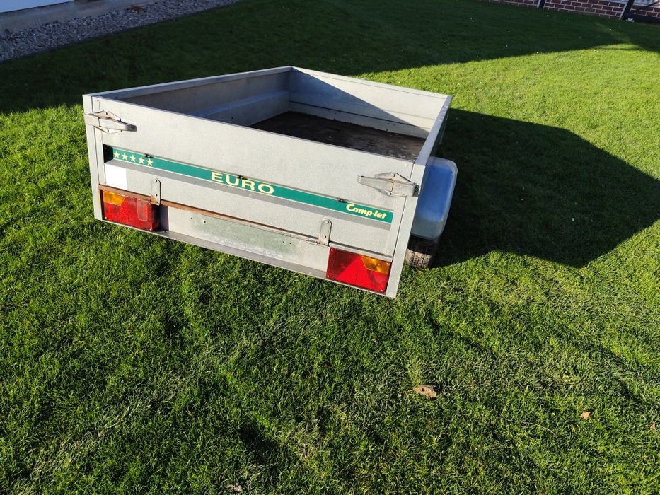 Sprzedam przyczepkę marki camp-let dmc 900kg z hamulcem najazdowym