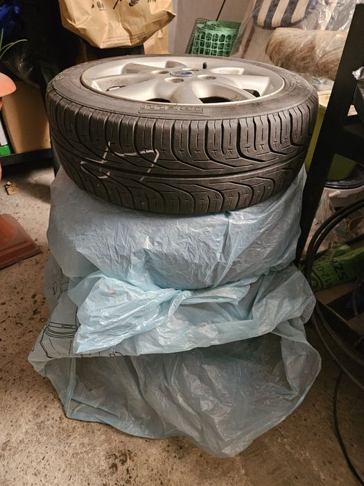 Felgi z oponami Pirelli Fiat