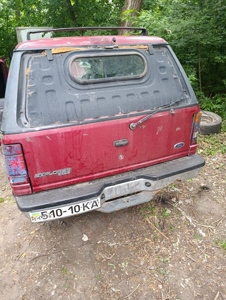 Продам Автомобіль Форд Експолер 1994 року.