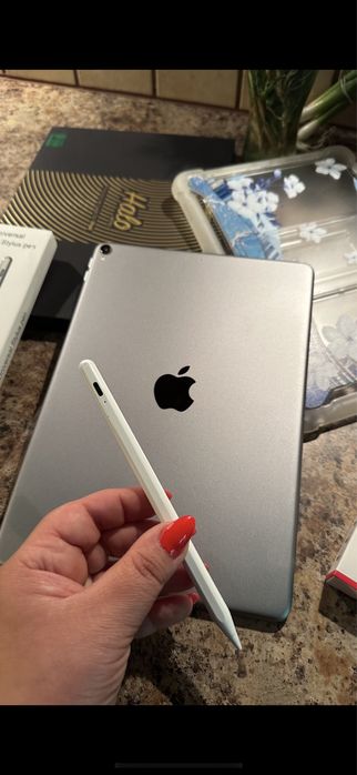 Tablet iPad Apple PRO + NOWY RYSIK - Touch ID - PROCREATE