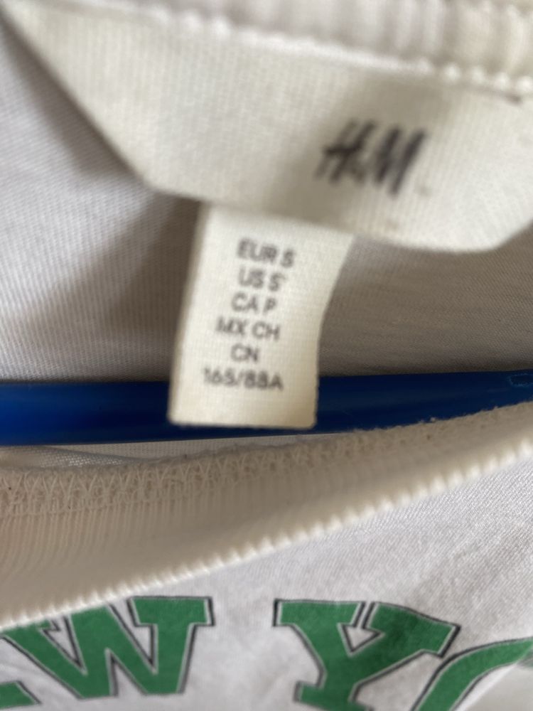Футболка H&M з принтом
