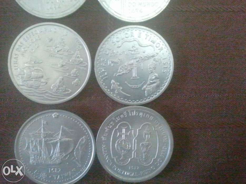 Diversas  moedas