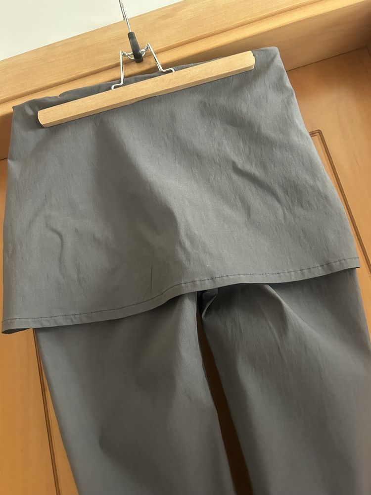 Calças flare com saia Pull&Bear