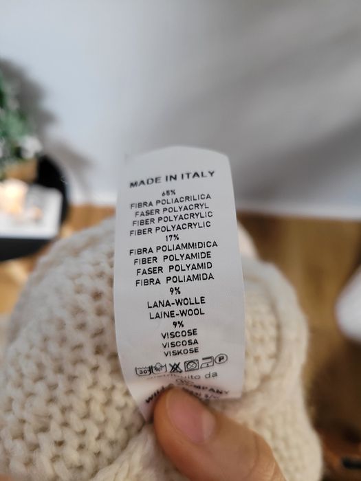 Nowy beżowy sweter damski z kokardkami z tyłu ciepły z domieszką wełny