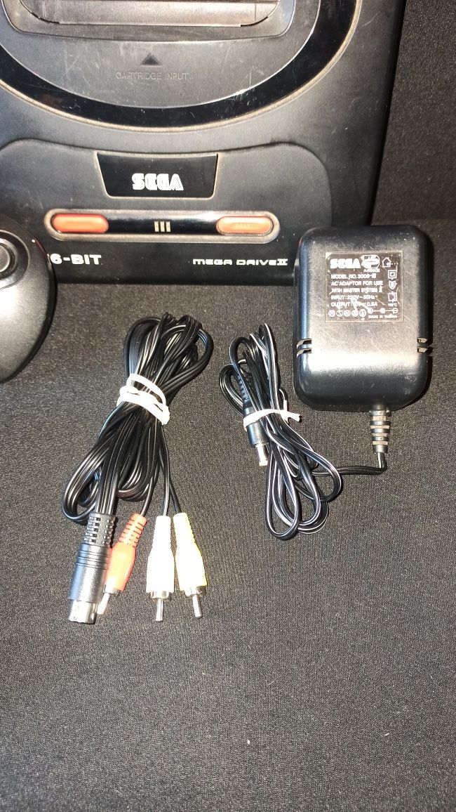 Sega mega Drive 2 + 4 jogos