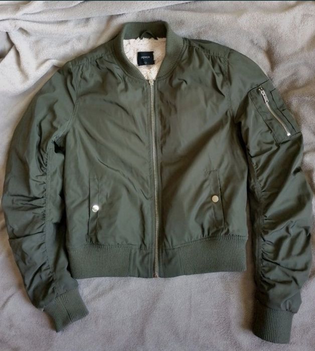 Женский бомбер от Papaya