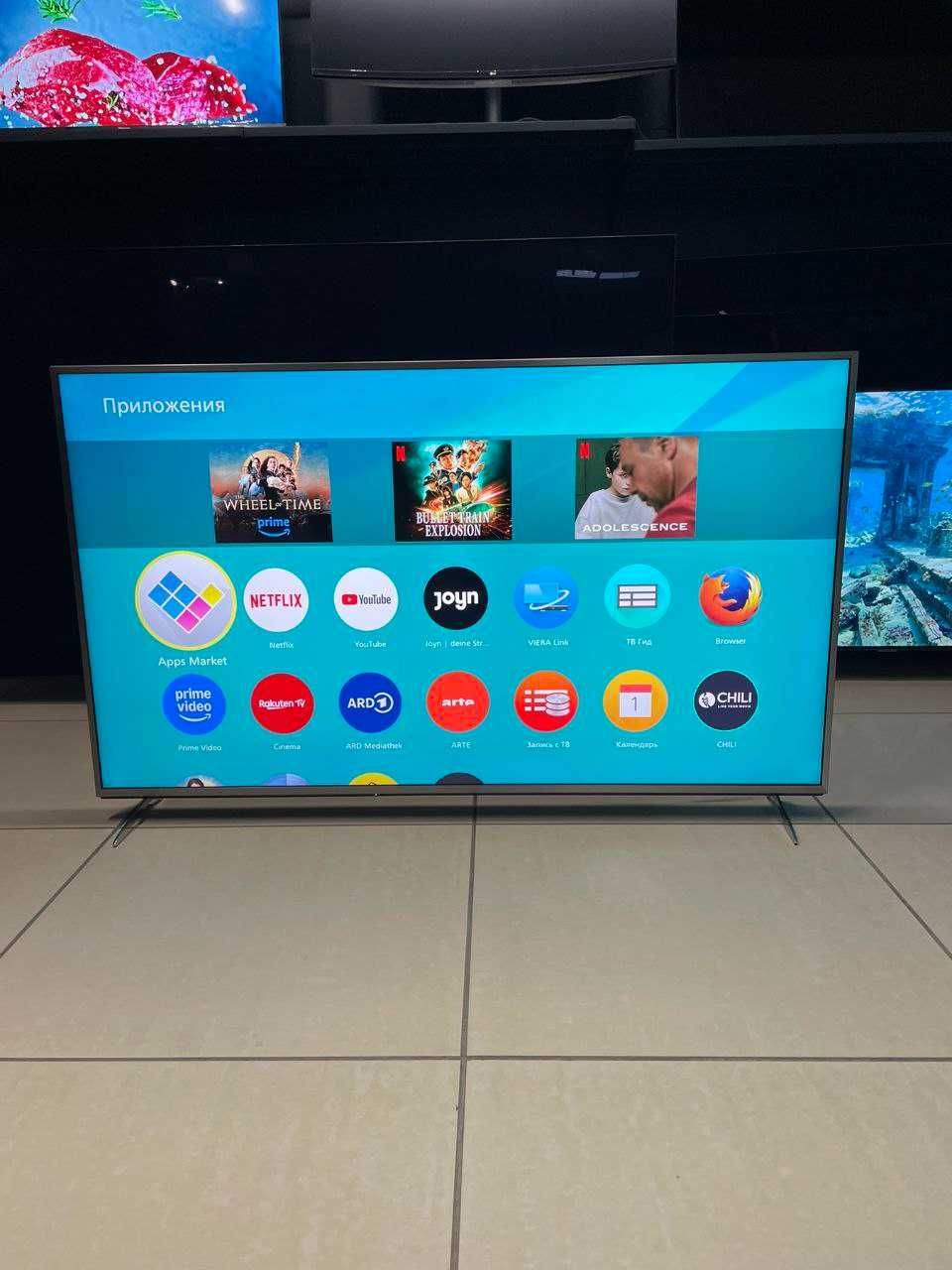 55' 120Гц Panasonic 4K UHD 3D Смарт  55CXW704 з Німеччини