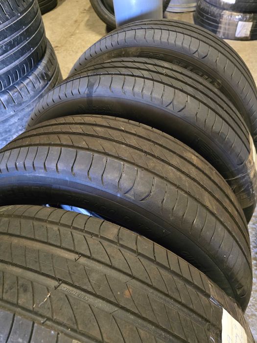 Michelin Primacy 4 _ 215/60/17