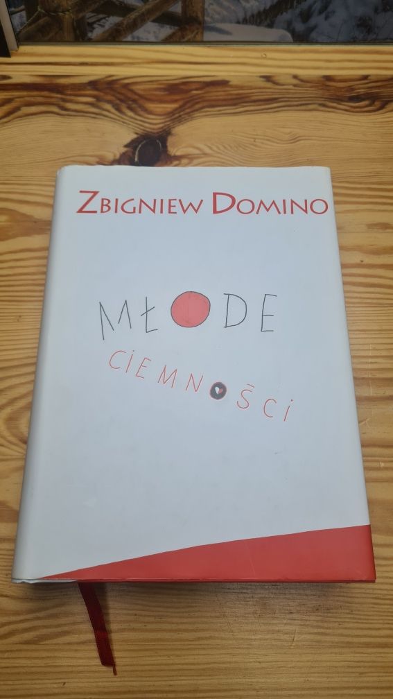 Młode ciemności Zbigniew Domino