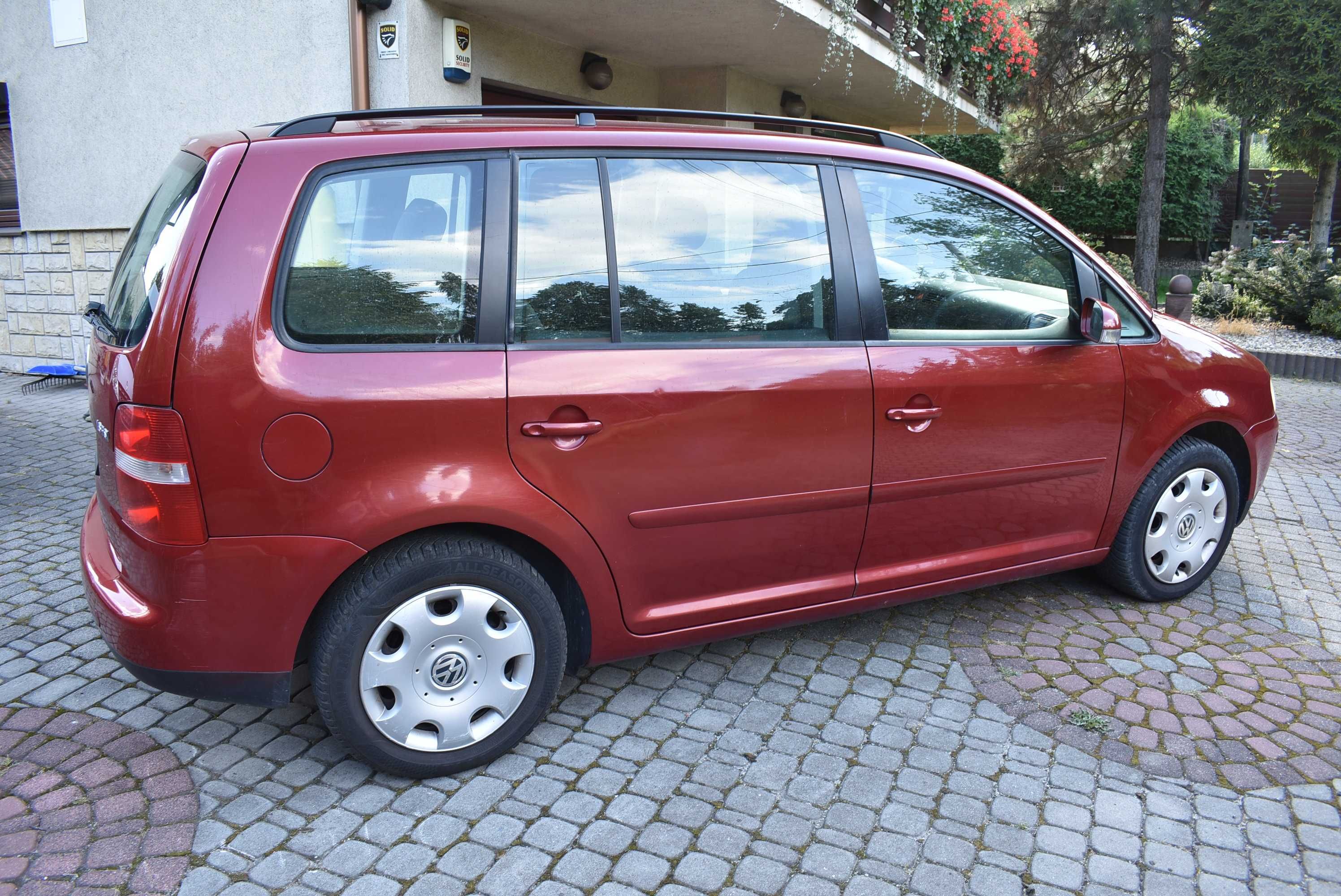 Volkswagen Touran 1.6 FSI 116KM 7 Osobowy Nowy Rozrząd