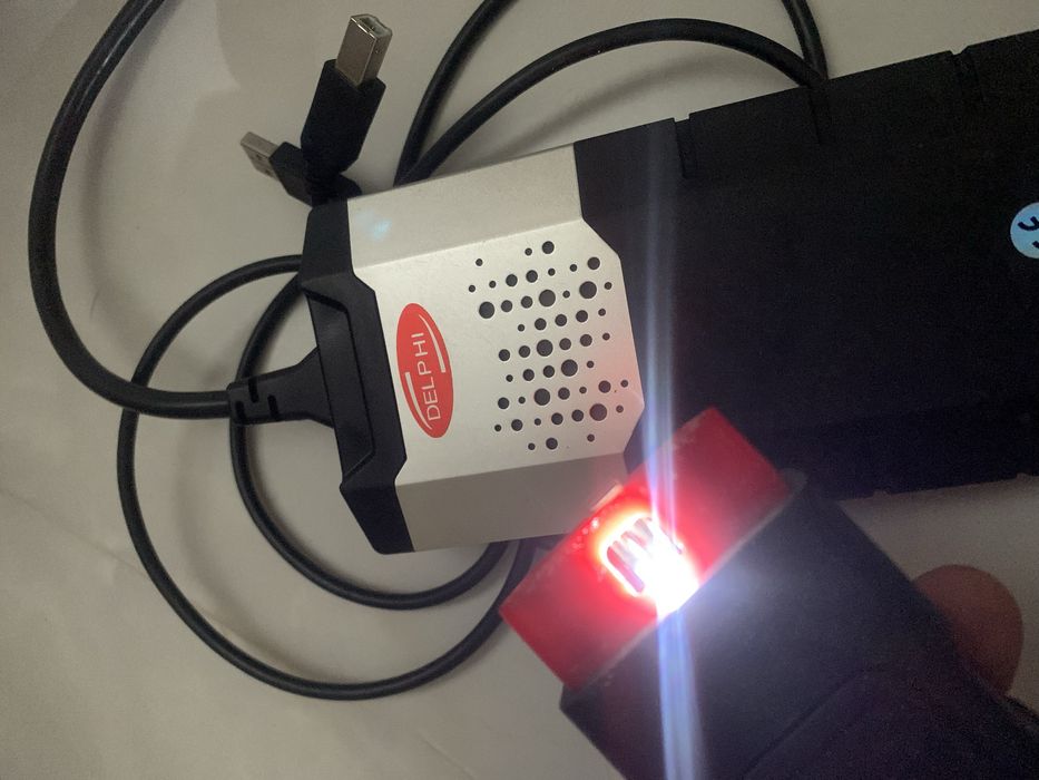 Автосканер Delphi, Auto Com