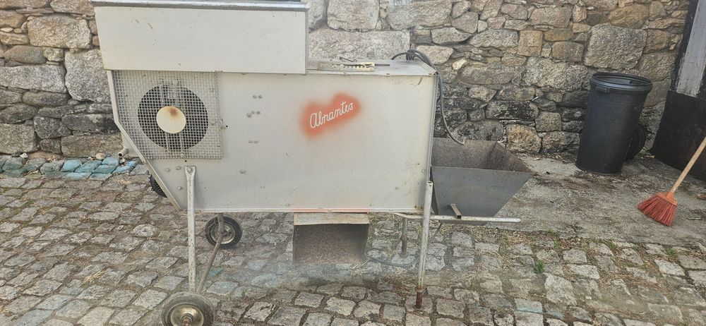 Maquina de limpar azeitona