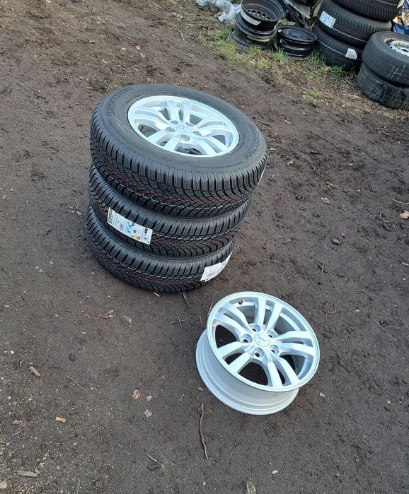 Felgi koła zimowe Mitsubishi Eclipse Cross 6.5Jx16H2 ET 38 215/70R16 100T Bridgestone Blizzak LM005 DOT 2020 2020 Rok J16x6.1/2J ET 38