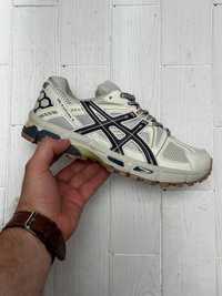 Кросівки Asics