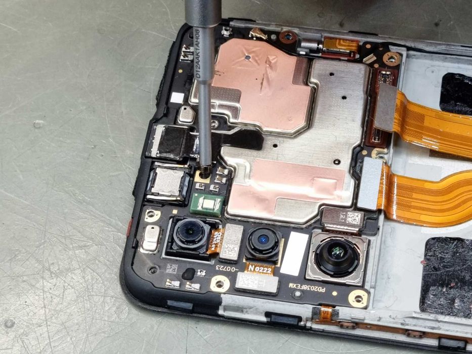 Zbita Szybka W Telefonie? Szybka i Profesjonalna Naprawa