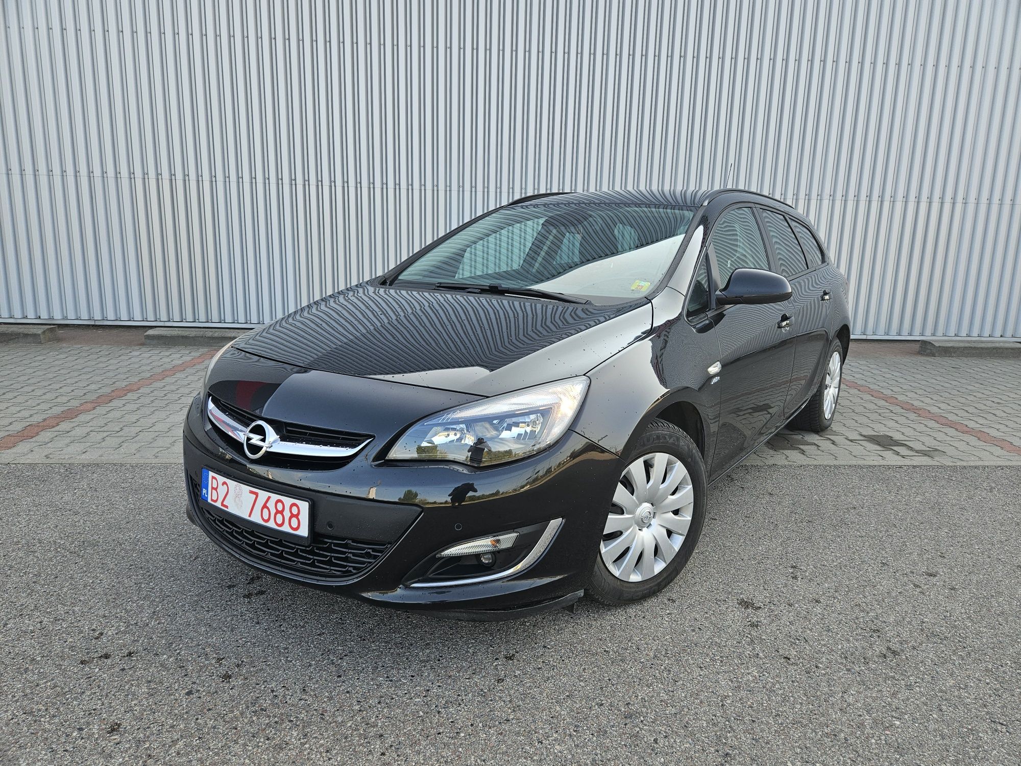 Opel Astra 1.4 turbo , 143 tys km  , Szwajcaria
