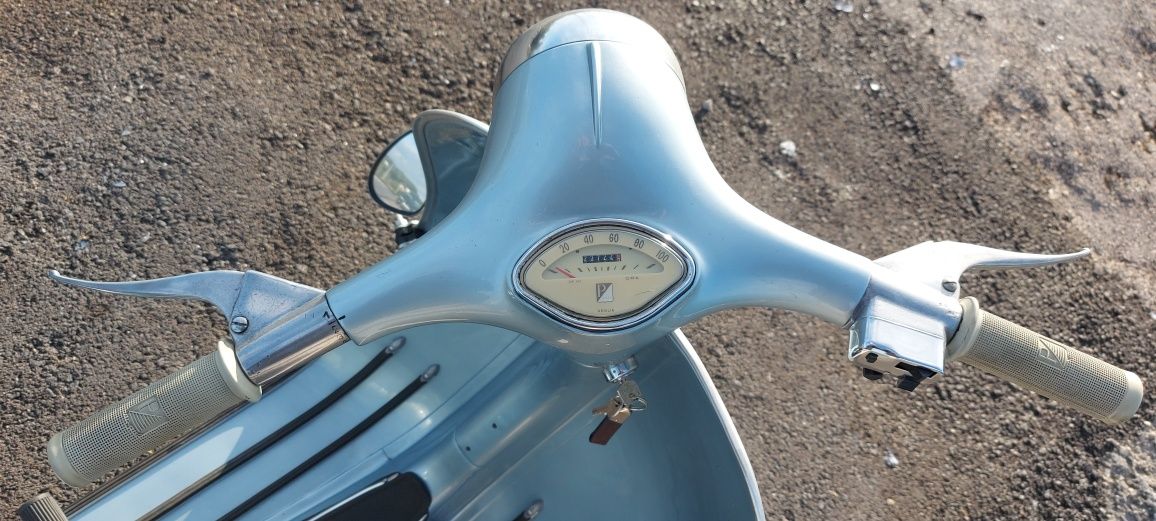 Vespa VBB 150 restaurada