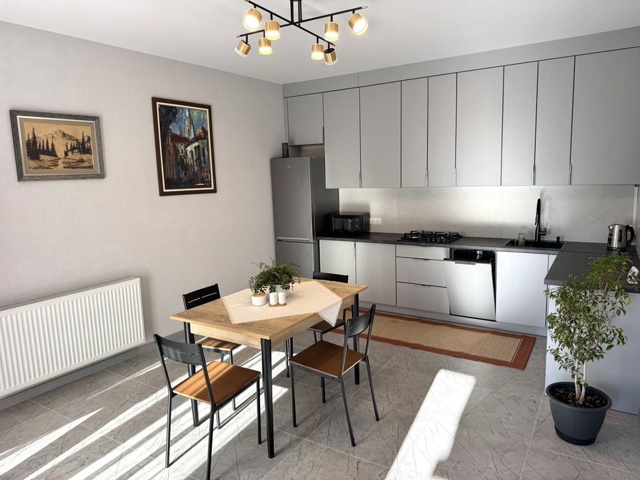 Оренда будинка, Перше заселення