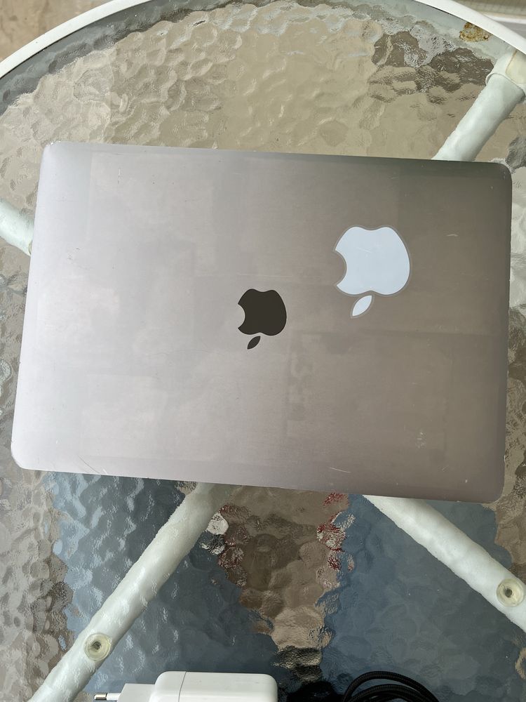 Apple macbook pro A1708 13,3 16GB 256GB ładowarka obudowa