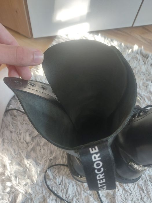 Skórzane glany Altercore, rozmiar 39