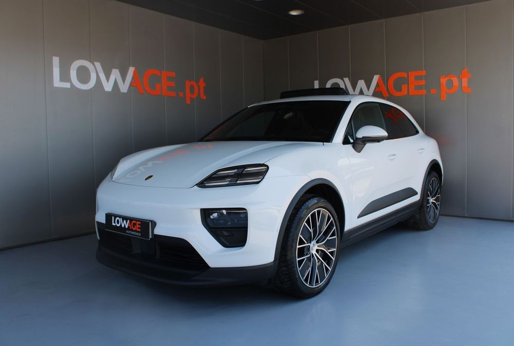 Porsche Macan Electric 4