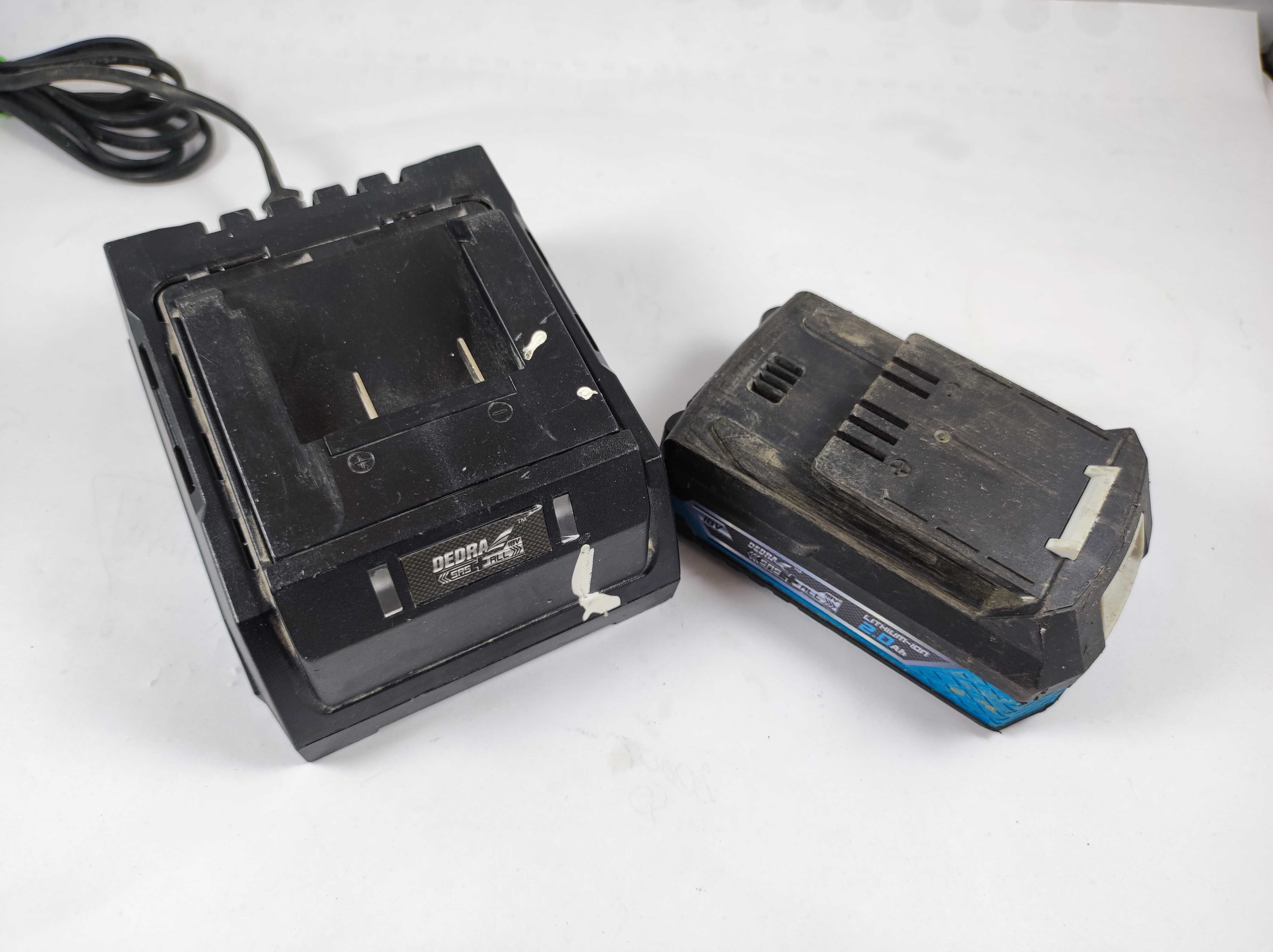 Ładowarka i akumulator 2.0Ah Dedra DED7032 , DED7038