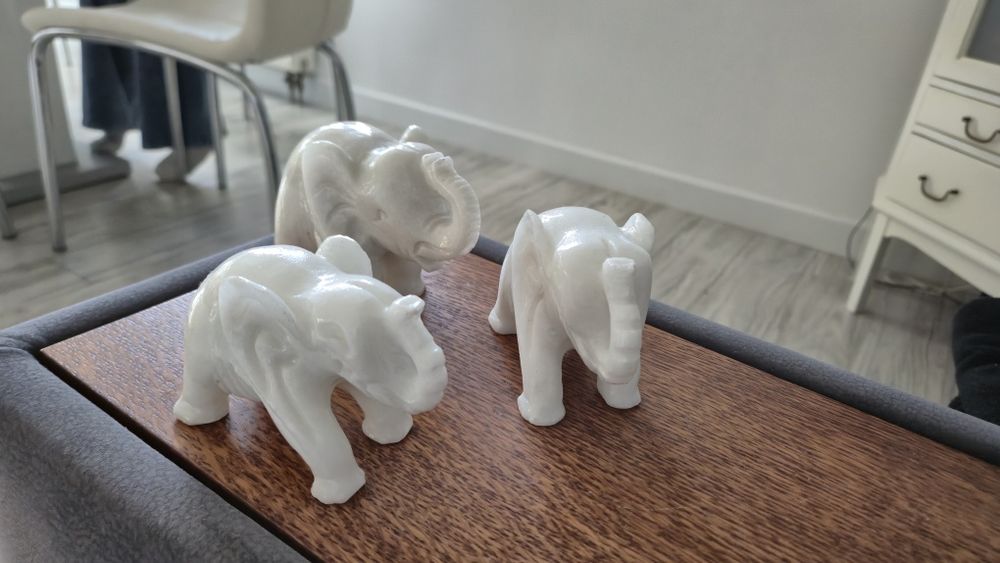 Sprzedam figurki słoni