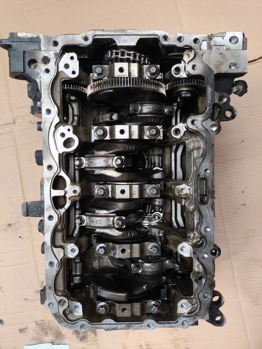 BMW B47D20B WAŁ KORBOWY NOMINAŁ PANEWKI B-TURBO 8513673