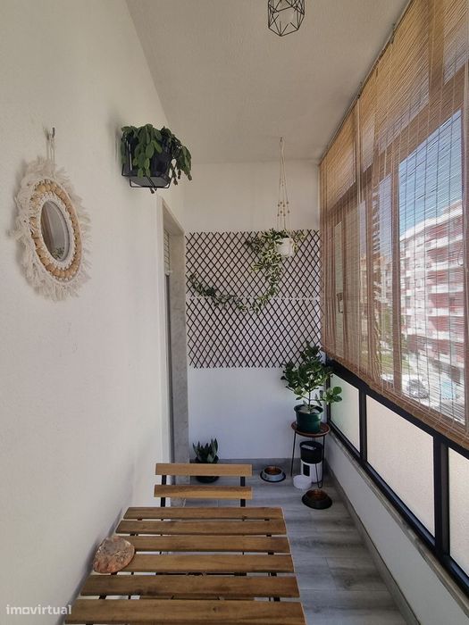 Apartamento remodelado Massamá