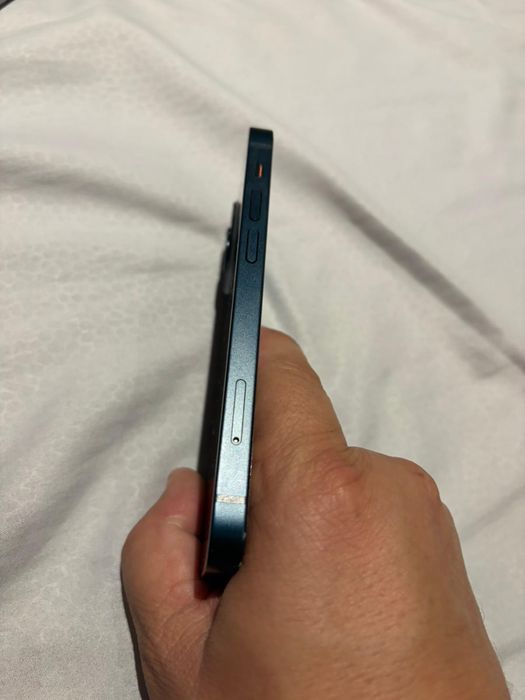 Iphone 13 mini, com fatura telefone comprado na i service vendo ou