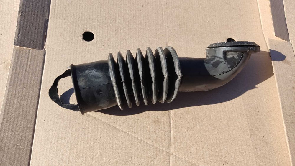 Гофра стиральной машинки  Indesit