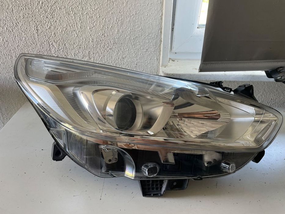 ford s-max mk2 lampa prawa cała soczewka idealna em2b13w029aj reflekt
