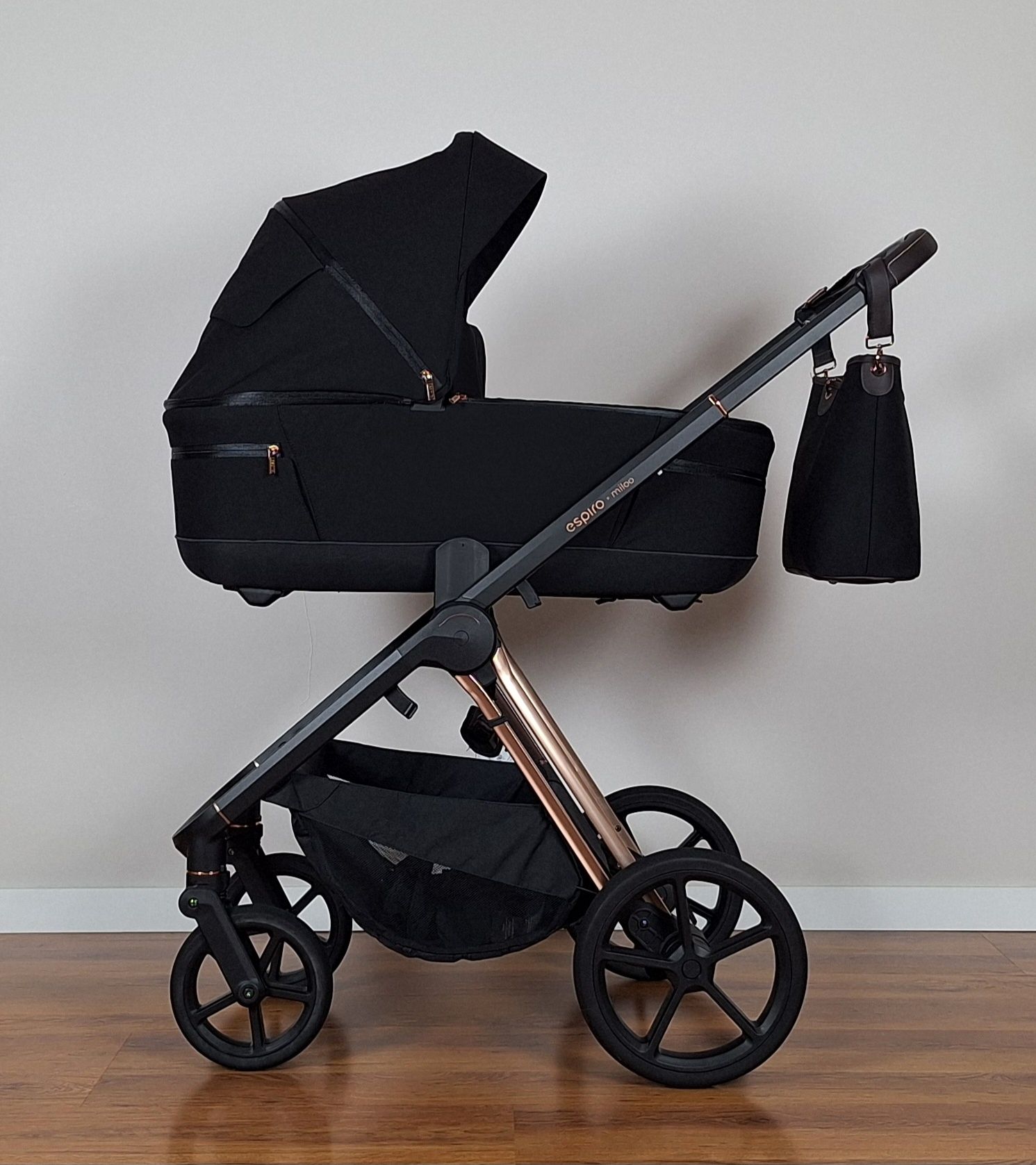 GWARANCJA Wózek 4w1 Espiro Miloo + Avionaut Pixel z bazą isofix