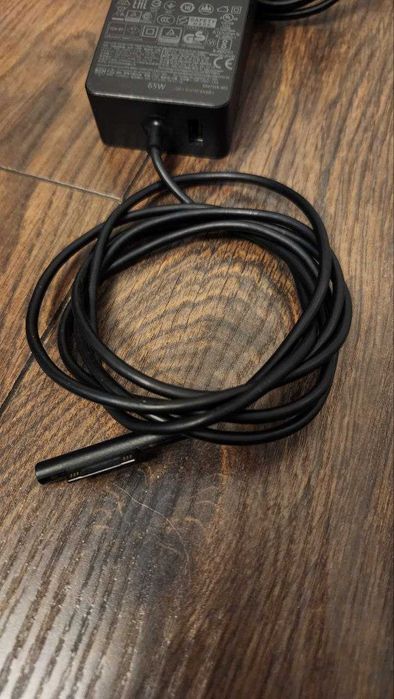 зарядка Microsoft Surface pro 7 , 15V 4A , 65W