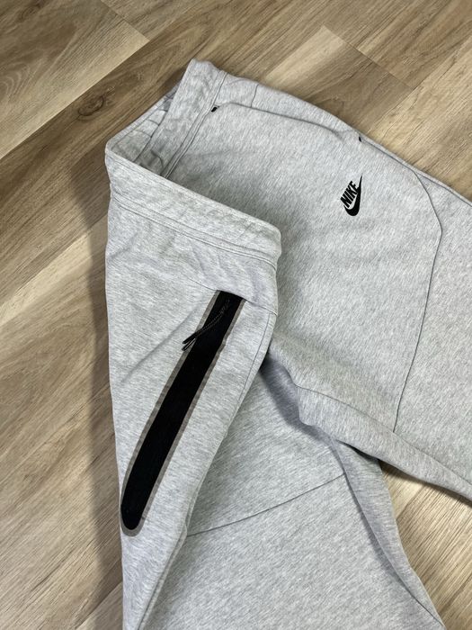 Nike Tech Fleece спортивні штани оригінал розмір M/L нові
