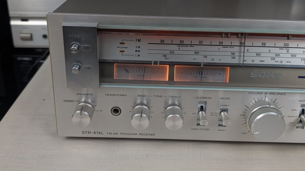 Sony STR-414L Wysokiej klasy analogowy amplituner FM stereo vintage