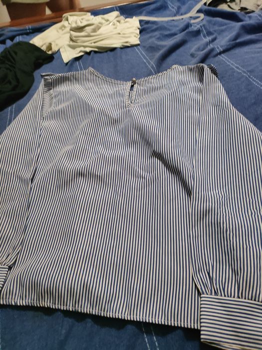 Bluzka w paski niebieskie