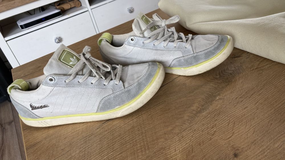 Buty Adidas model vespa malo uzywane nie przepocone