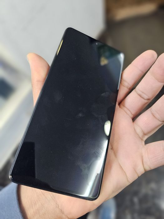 Xiomi redmi note 12 pro plus..256/8gb