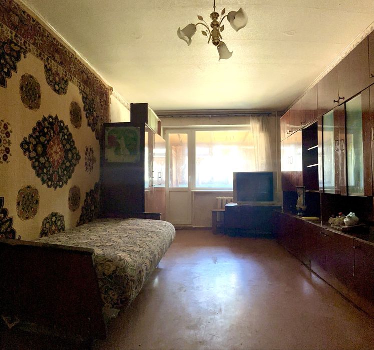 2--х 44 квартал, ул Калантая, 22,  не угл, пристр балкон, погреб