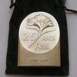 Medalha Numerada 25 Anos do 25 de Abril de PALMIRA LOPES e ANA LAGARTO