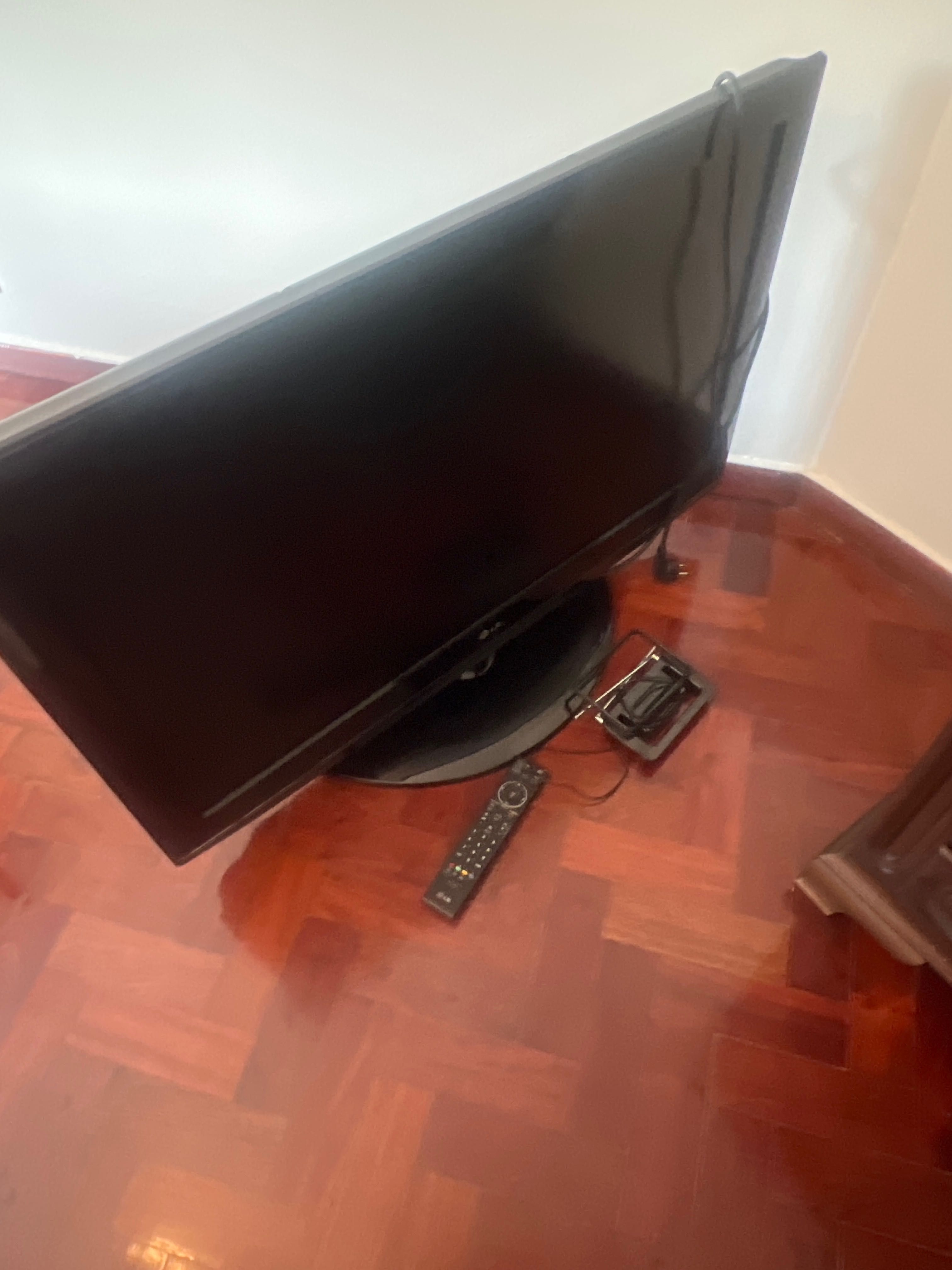 TV LG 38 polegadas full HD