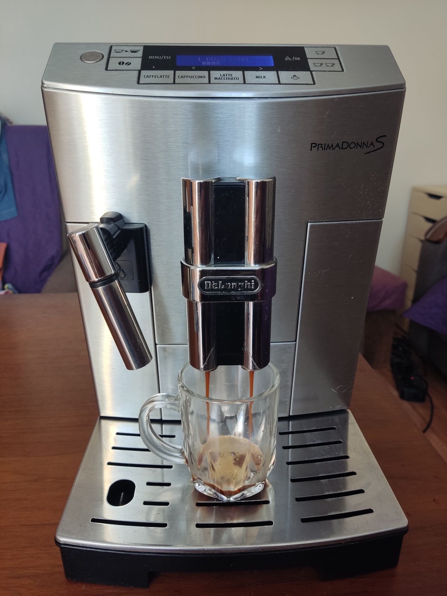 Ekspres ciśnieniowy Delonghi Primadonna S