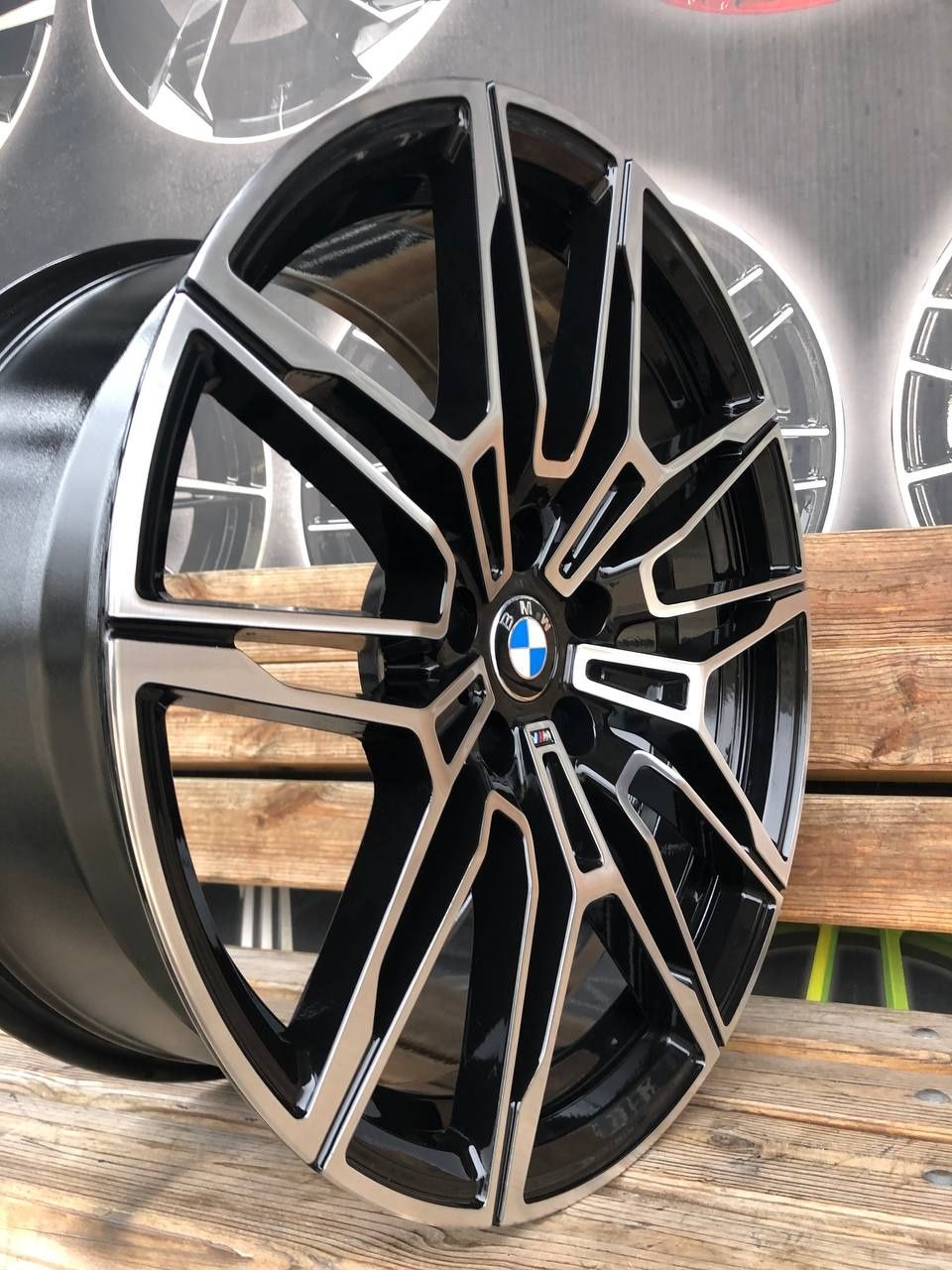 777 Новые разноширокие диски style 825M R19 5/112 BMW G20 G30/31 G11/1
