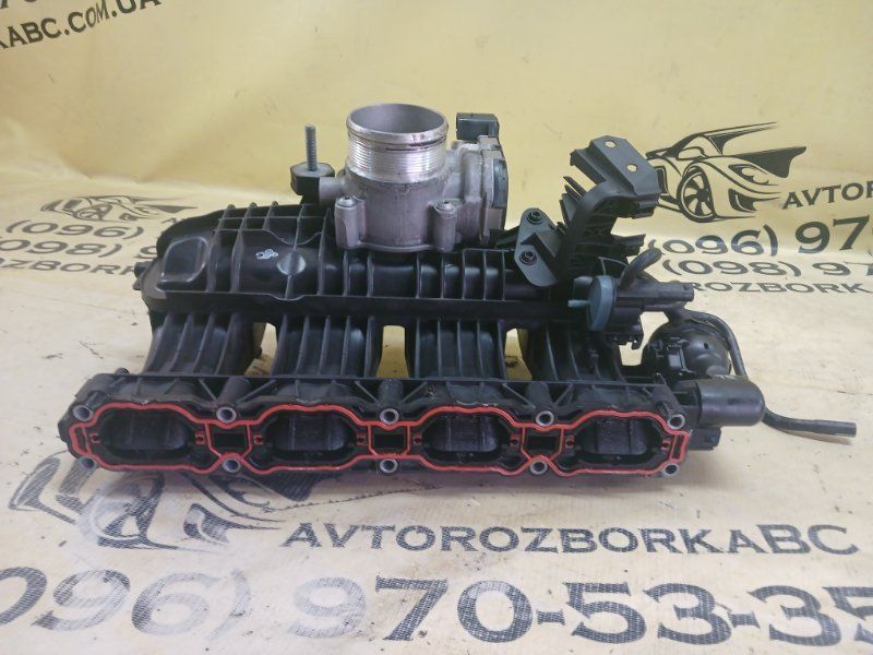Колектор впускной Audi Q3 2021